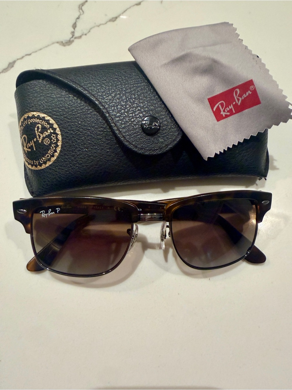 Ray-Ban RB 4190 Classic Clubmaster, polarized